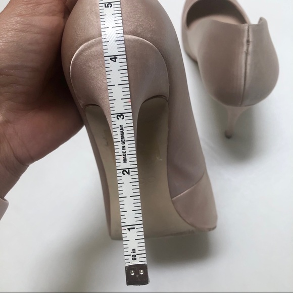 ALDO Satin Tan shoes - Picture 10 of 10